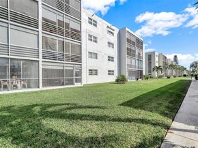 314 SE 10th St 103, Dania Beach FL 33004