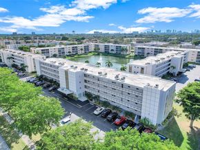 314 SE 10th St 103, Dania Beach FL 33004