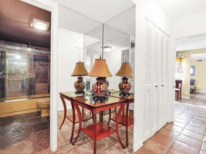 314 SE 10th St 103, Dania Beach FL 33004