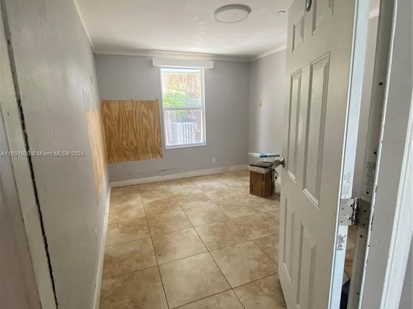 1926 Ramsey Dr, Lake Worth FL 33461
