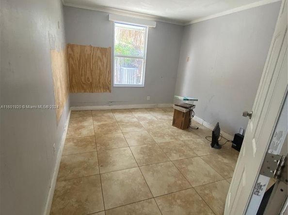 1926 Ramsey Dr, Lake Worth FL 33461