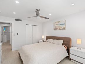 2030 S Ocean Dr 918, Hallandale Beach FL 33009