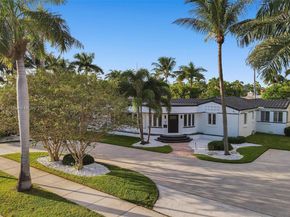 725 Harrison St, Hollywood FL 33019