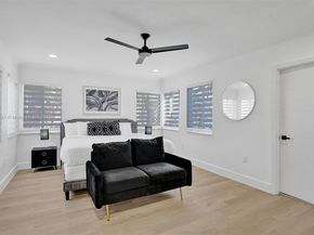 725 Harrison St, Hollywood FL 33019