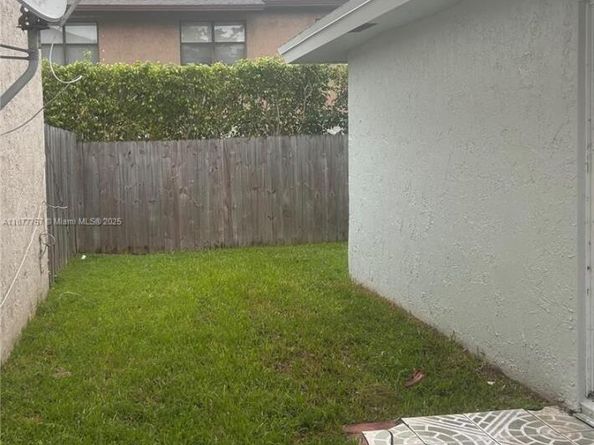 3704 NW 107th Ter, Sunrise FL 33351