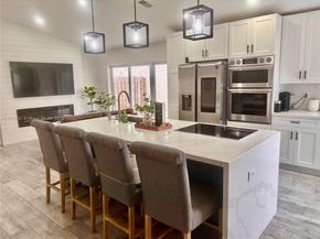 3704 NW 107th Ter, Sunrise FL 33351
