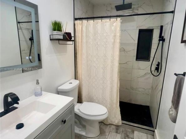 3704 NW 107th Ter, Sunrise FL 33351