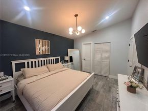 3704 NW 107th Ter, Sunrise FL 33351