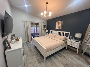 3704 NW 107th Ter, Sunrise FL 33351