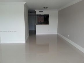 9351 Fontainebleau Blvd B415, Miami FL 33172