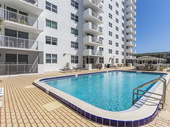 1601 S Ocean Dr 305, Hollywood FL 33019