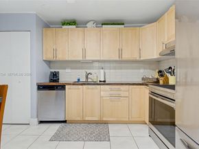 1601 S Ocean Dr 305, Hollywood FL 33019
