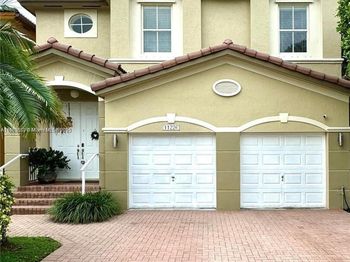 11226 NW 75th Ter