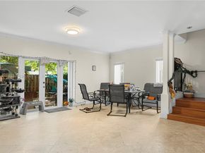 3154 Plaza St, Miami FL 33133