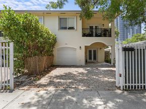 3154 Plaza St, Miami FL 33133