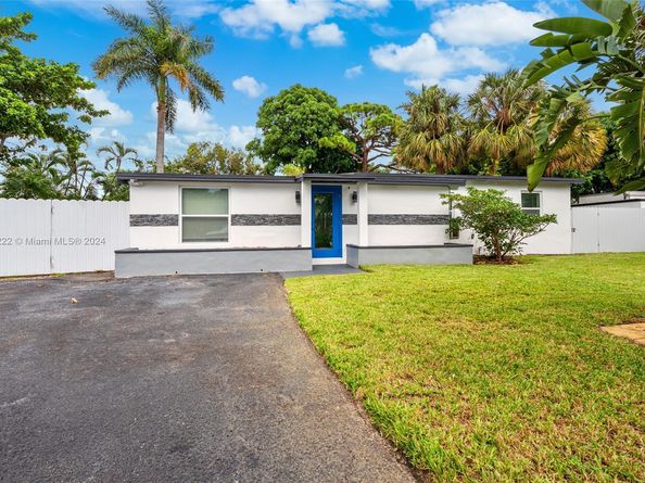 1899 NE 49th Ct, Pompano Beach FL 33064