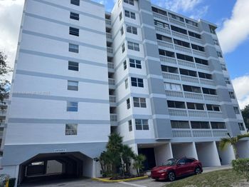 3301 Spanish Moss Ter