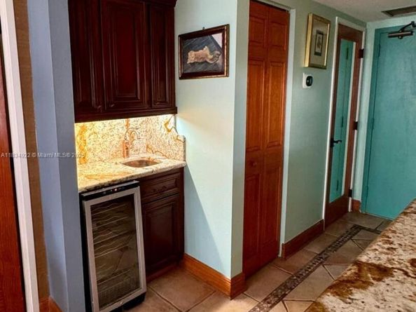 520 Brickell Key Dr A1912, Miami FL 33131