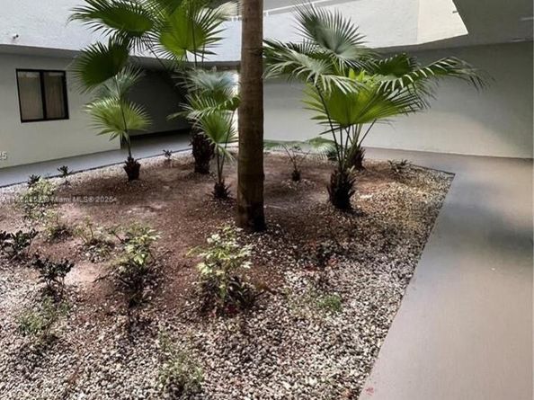 8365 SW 152nd Ave PH4, Miami FL 33193