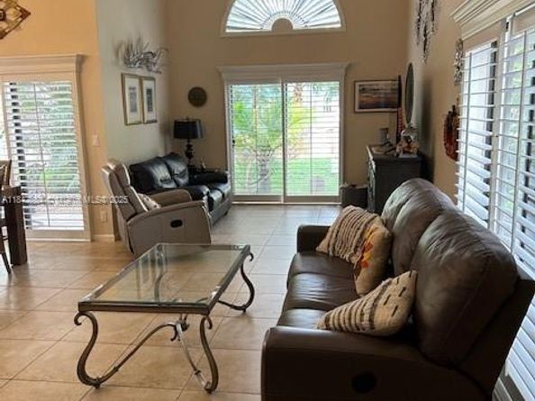 3117 Kingswood Ter, Boca Raton FL 33431