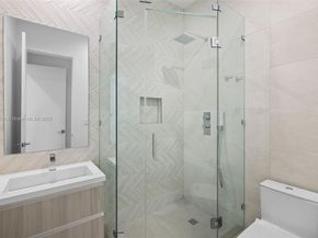 3063 Elizabeth St, Miami FL 33133