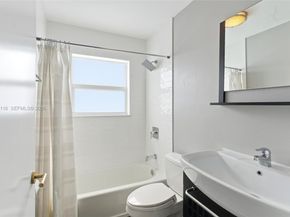 5976 SW 88th Pl, Miami FL 33173