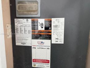 361 NE 160th Ter, Miami FL 33162