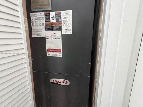 361 NE 160th Ter, Miami FL 33162