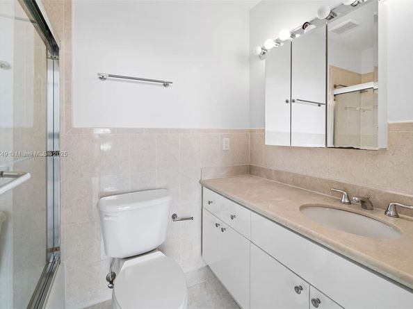 8041 Harding Ave 105, Miami Beach FL 33141