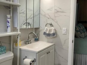 200 76th St 41, Miami Beach FL 33141