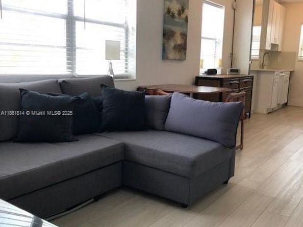 200 76th St 41, Miami Beach FL 33141