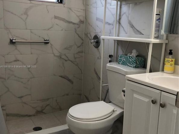 200 76th St 41, Miami Beach FL 33141
