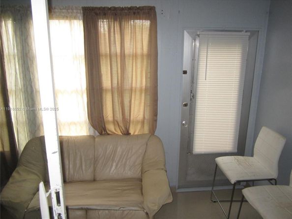 2751 E Sunrise Lakes Dr 108, Sunrise FL 33322