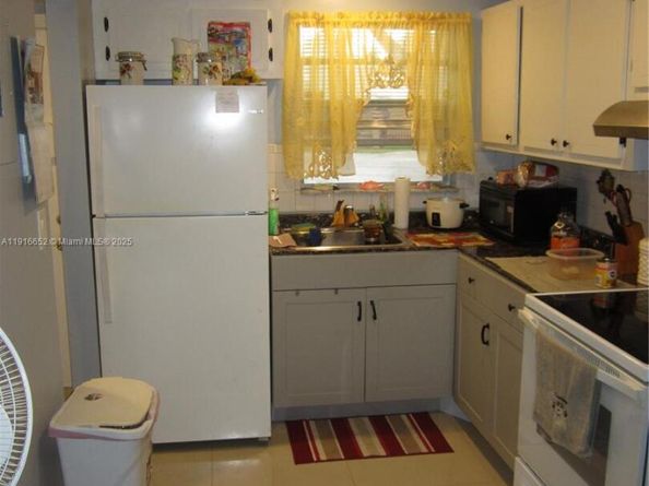 2751 E Sunrise Lakes Dr 108, Sunrise FL 33322