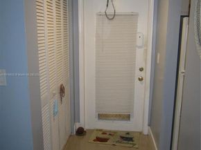 2751 E Sunrise Lakes Dr 108, Sunrise FL 33322