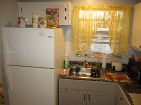 2751 E Sunrise Lakes Dr 108, Sunrise FL 33322