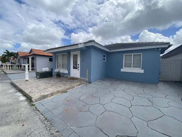 11564 SW 7th St, Sweetwater FL 33174