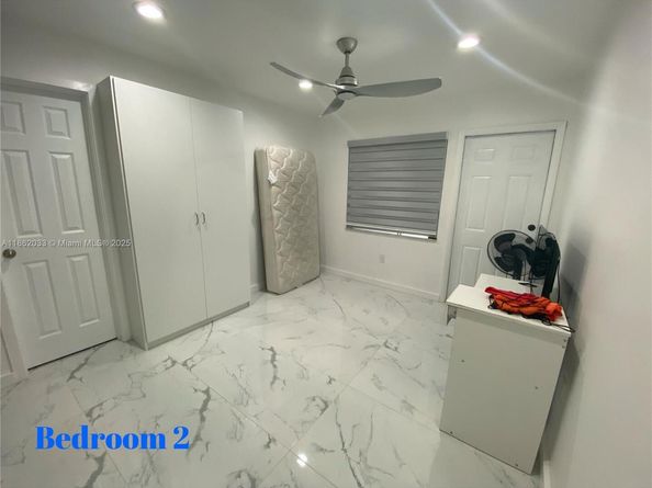 11564 SW 7th St, Sweetwater FL 33174