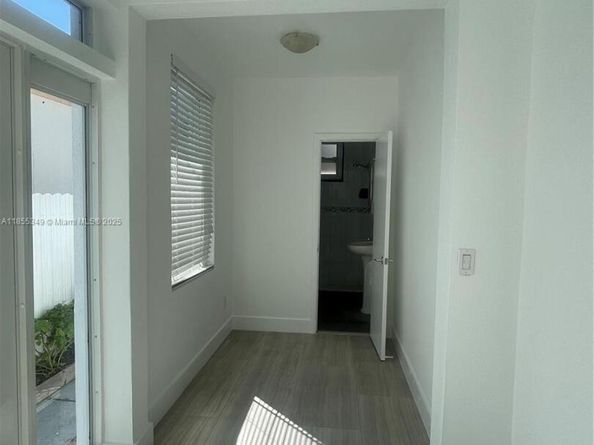 630 79th St, Miami Beach FL 33141