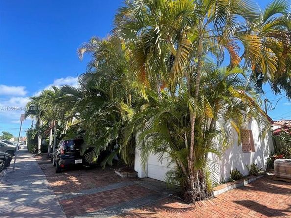 630 79th St, Miami Beach FL 33141