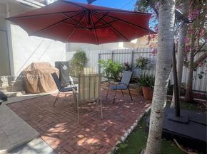 630 79th St, Miami Beach FL 33141