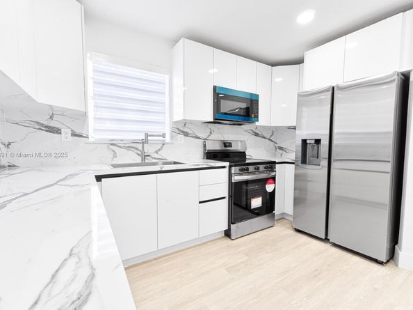 Undisclosed Address #A11789691, Hialeah FL 33015
