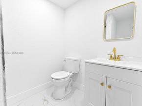 Undisclosed Address #A11789691, Hialeah FL 33015