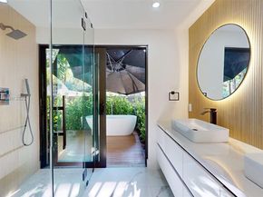 641 Nightingale Ave, Miami Springs FL 33166