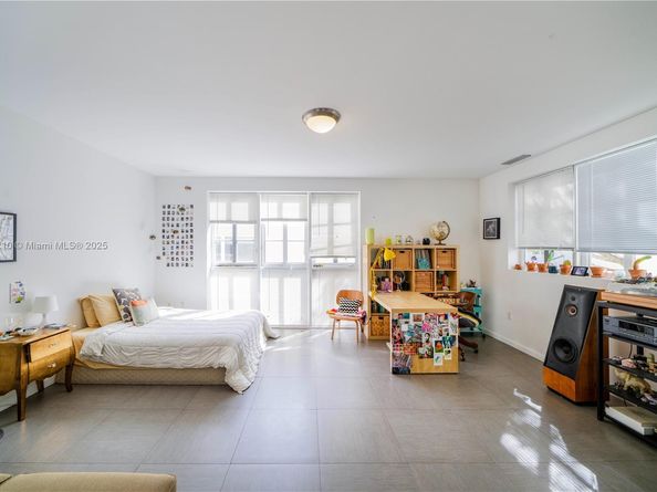 230 Water Way, Miami Beach FL 33141