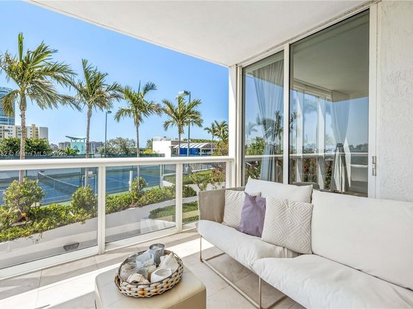 400 Alton Rd 610, Miami Beach FL 33139