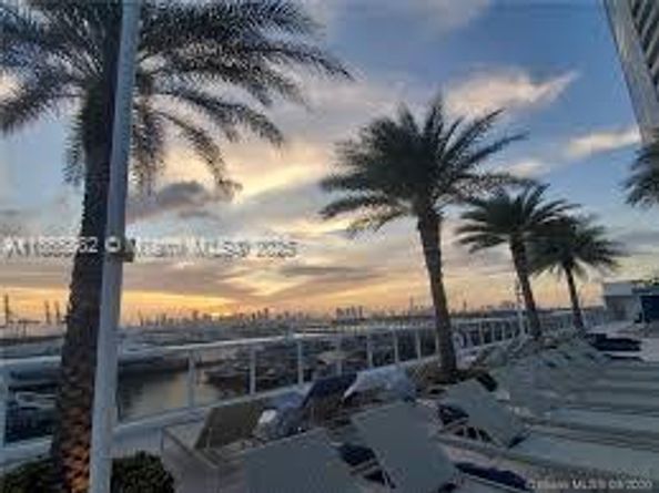 400 Alton Rd 610, Miami Beach FL 33139