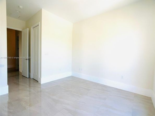 11843 SW 81st Rd, Pinecrest FL 33156
