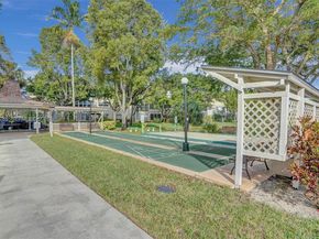 5003 NW 35th St 408, Lauderdale Lakes FL 33319