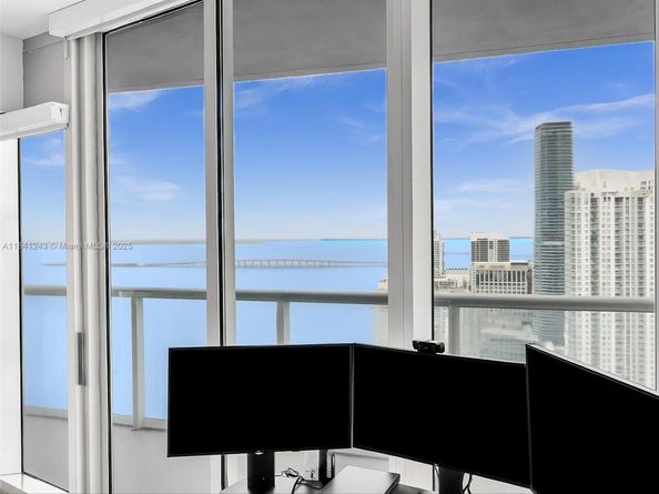 495 Brickell Ave 5009, Miami FL 33131